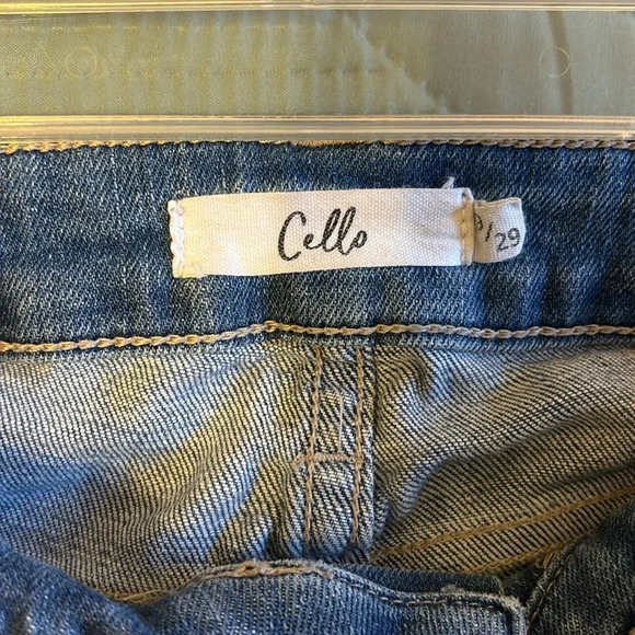 Cello Distressed Skinny Jeans - Picture 4 of 5